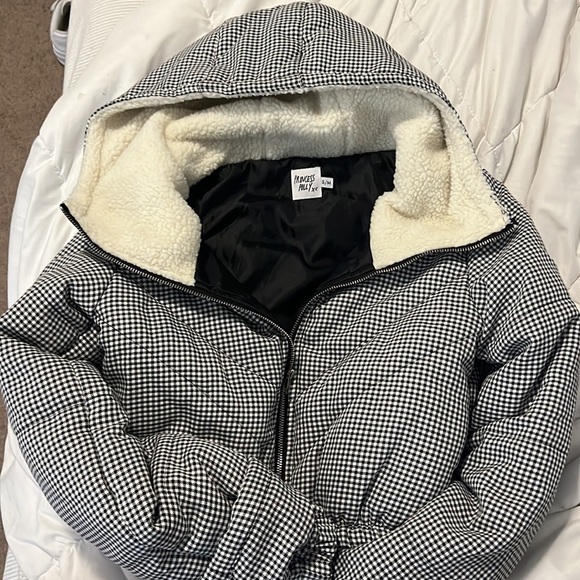 Princess polly puffer jacket - Picture 4 of 4